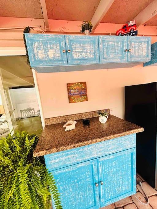 Vintage Family Scape + Heated Pool&Discount Villa Tampa Exteriör bild