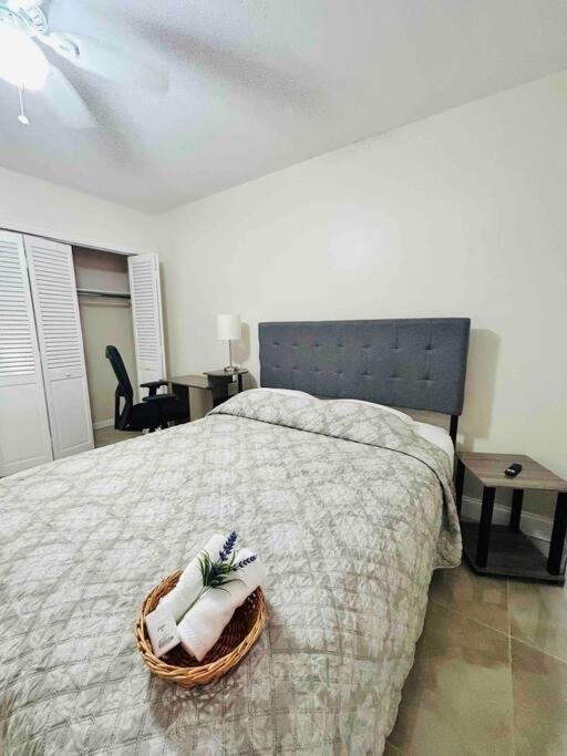 Vintage Family Scape + Heated Pool&Discount Villa Tampa Exteriör bild